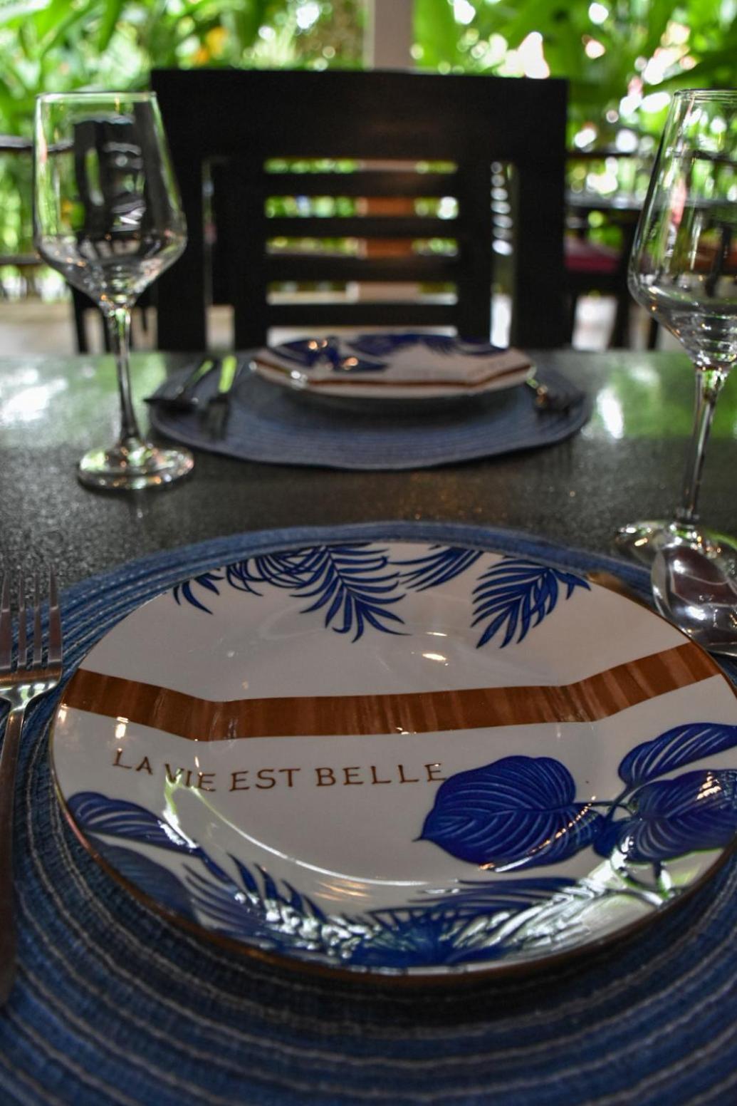 Carpe Diem Villas & Resort Puerto Princesa ภายนอก รูปภาพ