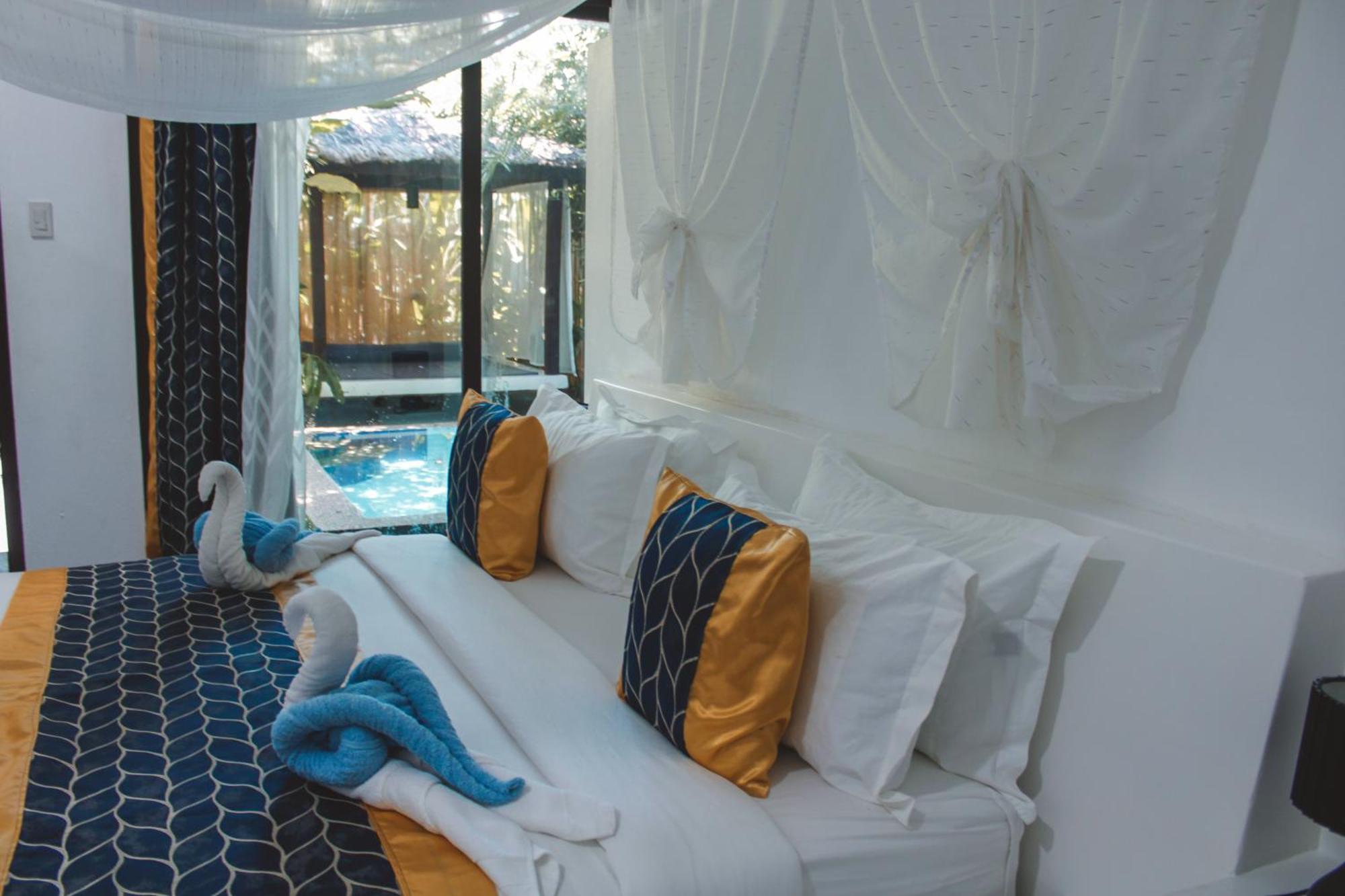 Carpe Diem Villas & Resort Puerto Princesa ภายนอก รูปภาพ