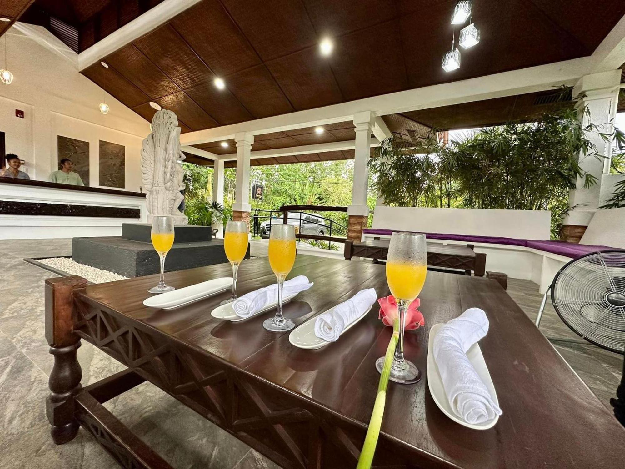 Carpe Diem Villas & Resort Puerto Princesa ภายนอก รูปภาพ